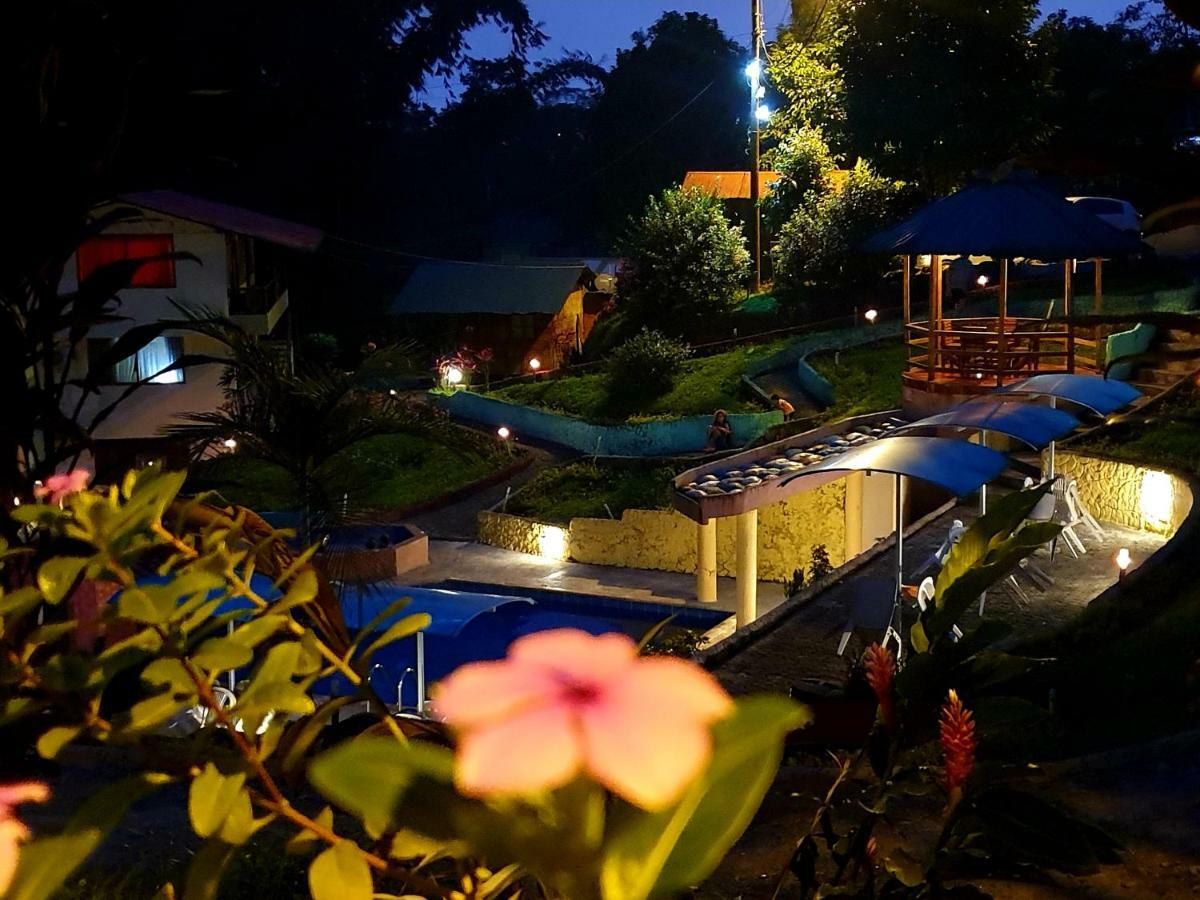 Hosteria Kasadasa Санто-Доминго-де-лос-Колорадос Экстерьер фото
